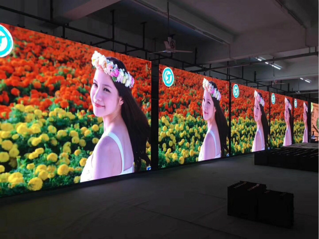 최고는 P2.5 실내 광고 발광 다이오드 표시/SMD LED 영상 벽을 상쾌하게 합니다